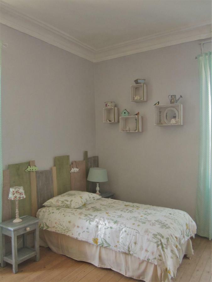 Le Manoir "Aux Douves" Bed & Breakfast Bazoges-en-Paillers Bagian luar foto
